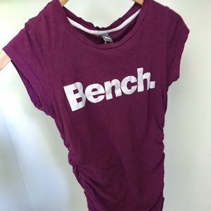 Bench burgundy tee